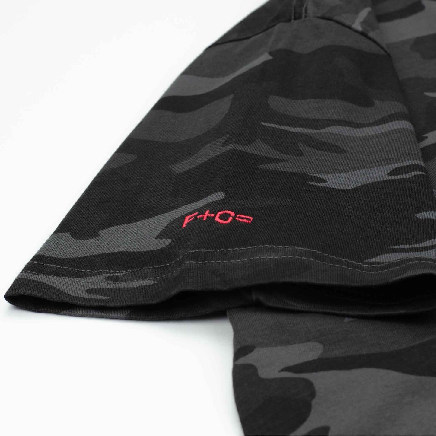 Short sleeve camo printed t shirt